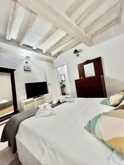 شقة Sweet House Near Piazza Della Signoria فلورنس المظهر الخارجي الصورة