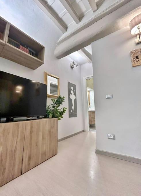 شقة Sweet House Near Piazza Della Signoria فلورنس المظهر الخارجي الصورة